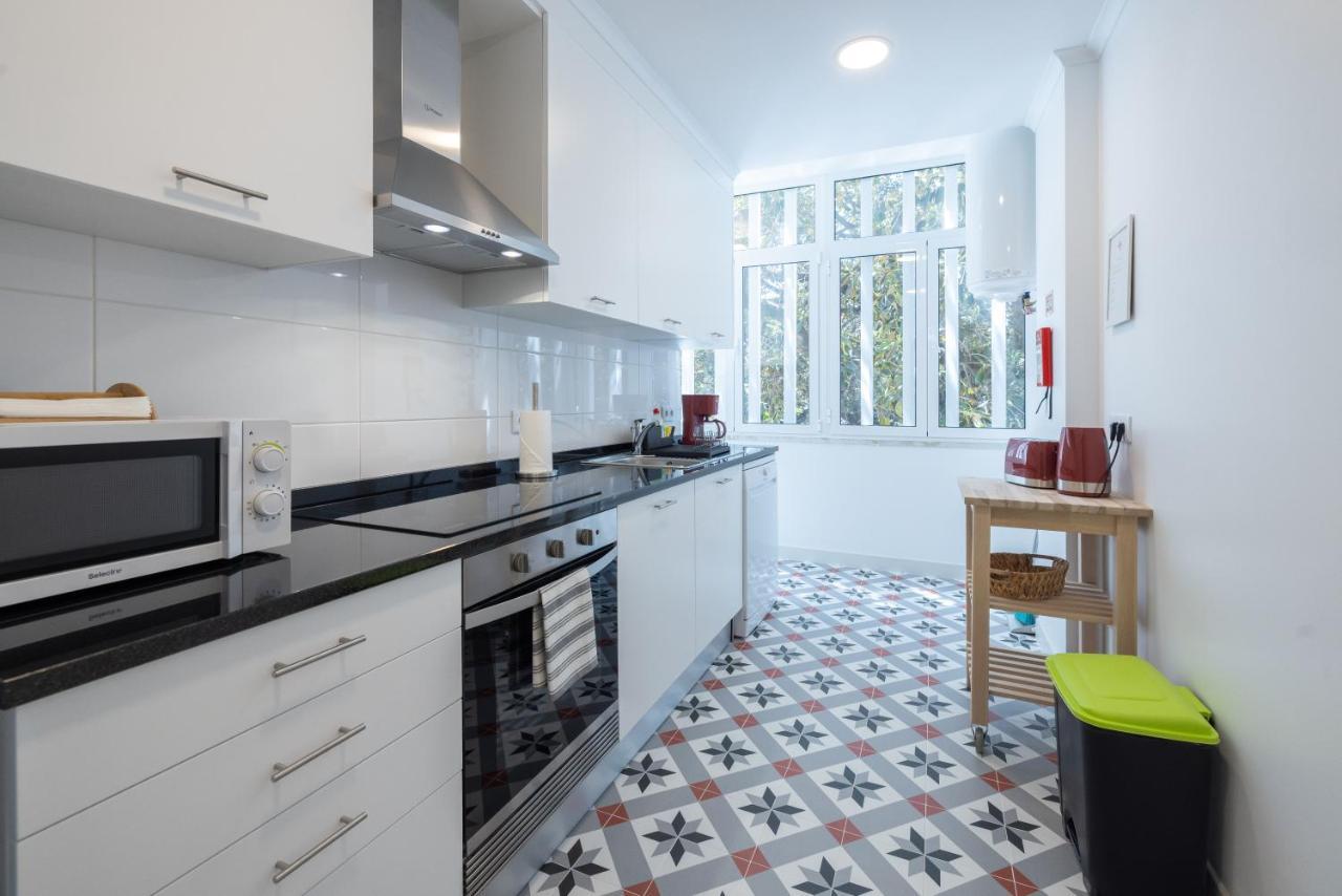 Casa Do Largo - Cozy Apartment In The City Center & With Ac Лісабон Екстер'єр фото